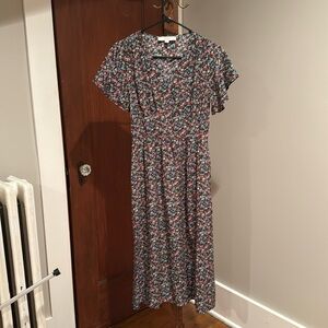 LOFT Petites Floral Ditsy Print on Black Flutter Sleeve Dress Size 0P